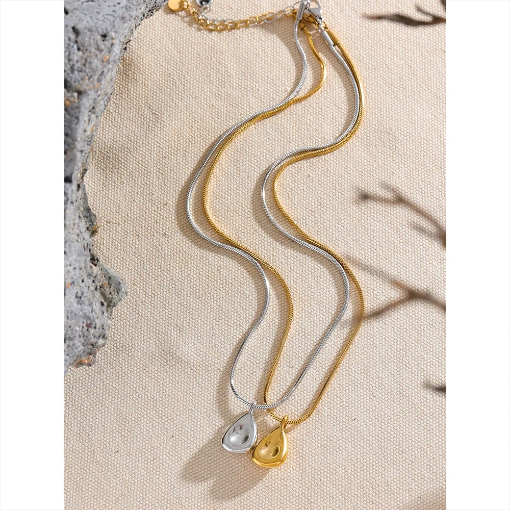 Aurea” Geometric Pendant Necklace – 18K Gold or Silver Plated Stainless Steel | Minimalist Waterproof Unisex Jewelry by PoisedMe