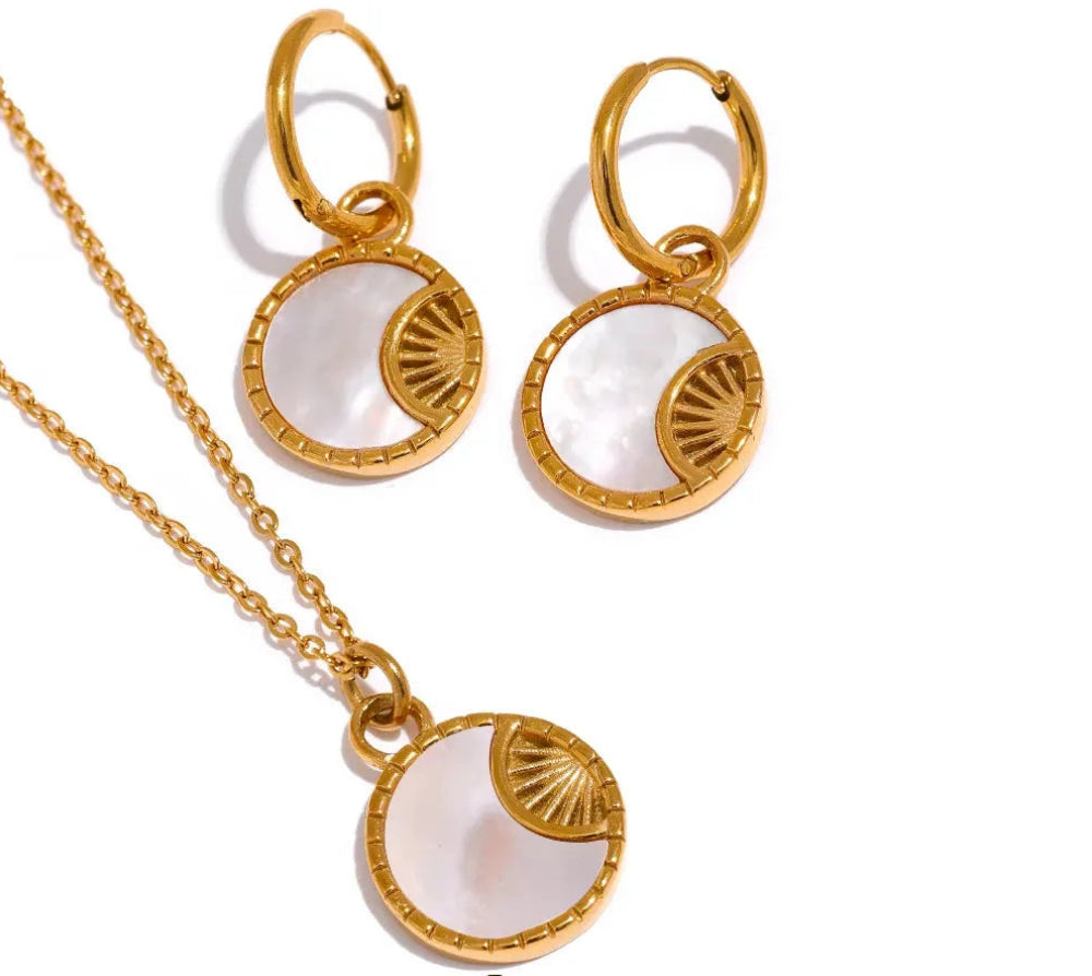 Poised Me Charm Natural Shell Star Moon Round Pendant Drop Stainless Steel Necklace Earrings Jewelry Set for Women Accessories -