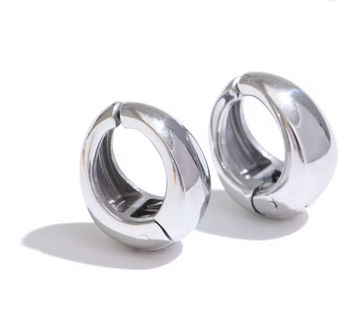 Creative Smooth Ear Clip without Piercing Poised Me Jewelry Studio